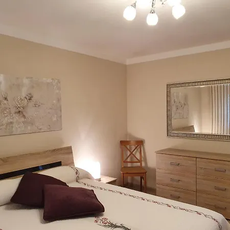 Apartment Cime L'est